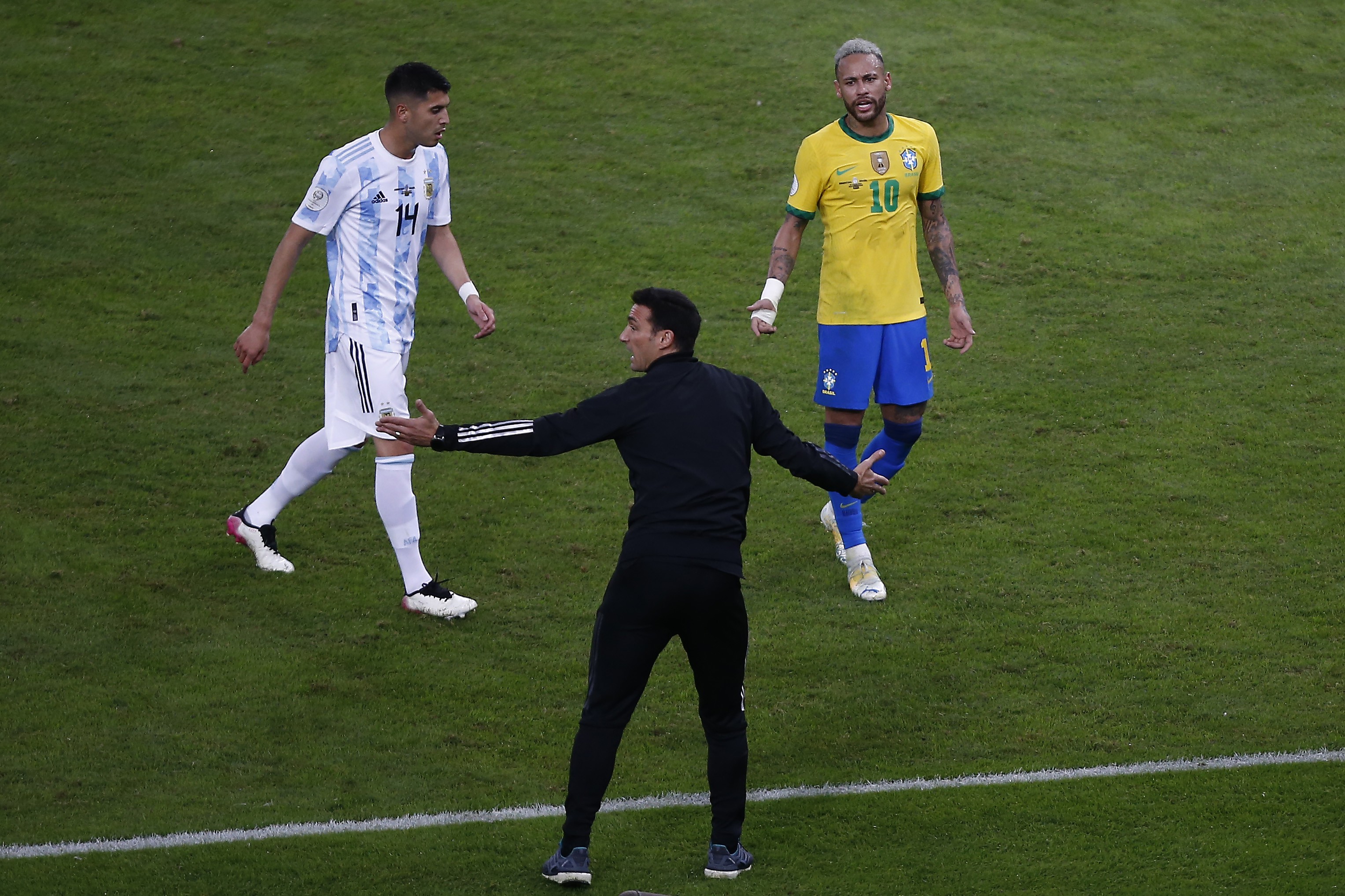Campeão do mundo com a Argentina, Palacios defende Neymar na Copa: "Os melhores precisam estar"