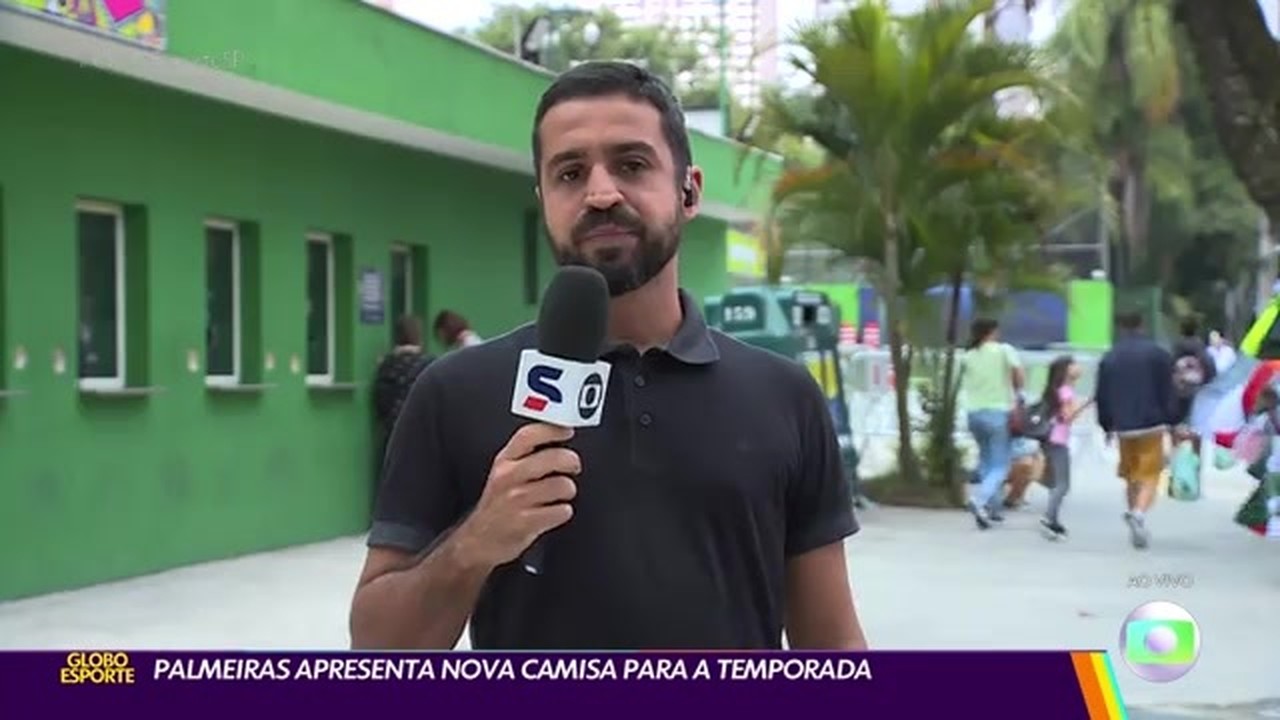 Palmeiras apresenta nova camisa para a temporada