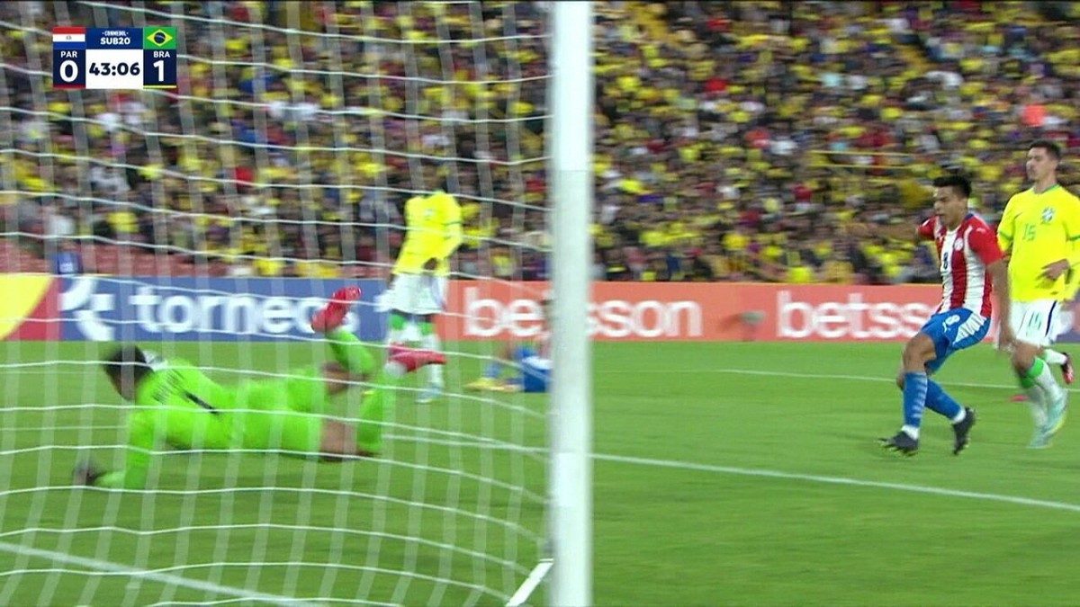 Mycael, goleiro rondoniense, veste a número 1 da Seleção Brasileira sub-20, ro