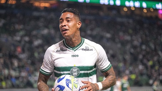 STJD rejeita pedido de conversão de pena de Alef Manga, do Coritiba
