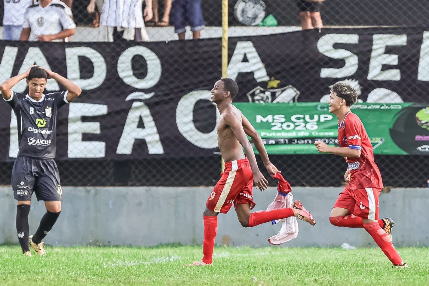 Sul-Mato-Grossense Sub-17: Colorado vence Operário-MS na ida da semifinal