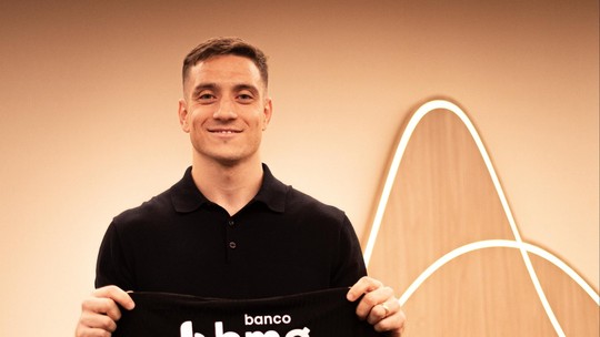 Vasco oficializa a contratação do atacante Bruno Duarte