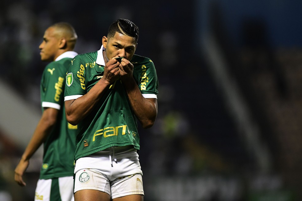 Palmeiras, de Rony, é o único invicto no Paulistão — Foto: Marcos Ribolli
