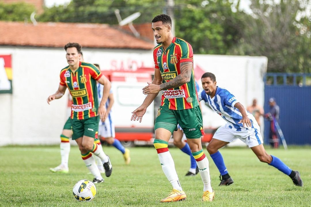 Sampaio vence Tuntum e assume liderança isolada do Campeonato Maranhense
