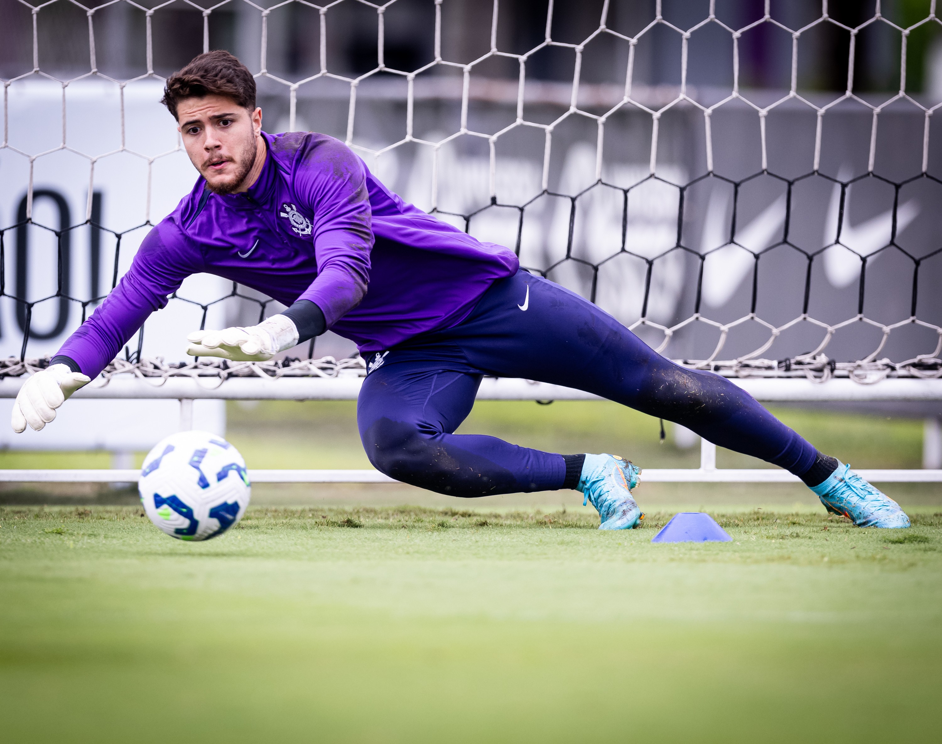 Corinthians solicita e goleiro Felipe Longo deixa seleção Sub-20 do Mundial