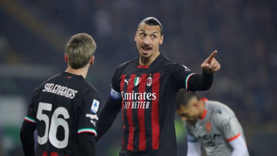 Ibrahimovic marca após 14 meses, mas Milan perde para Udinese no Campeonato Italiano