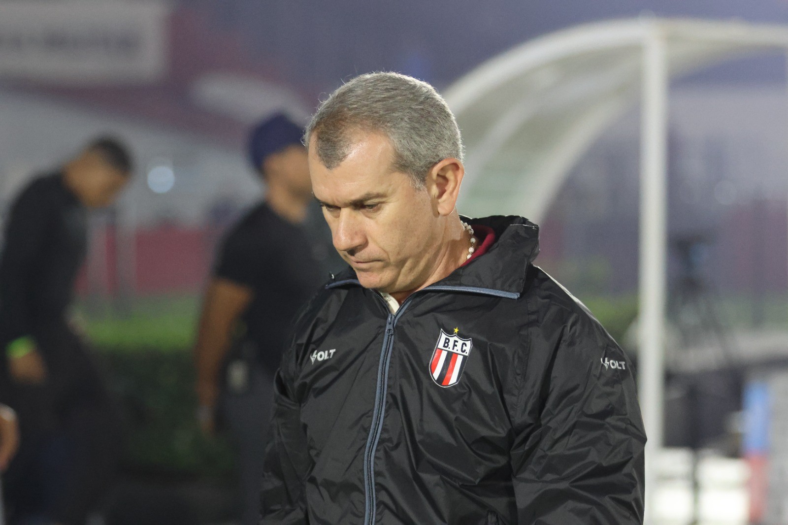 Tencati assume culpa por nova má fase do Botafogo-SP e garante cargo: “Não sou covarde”