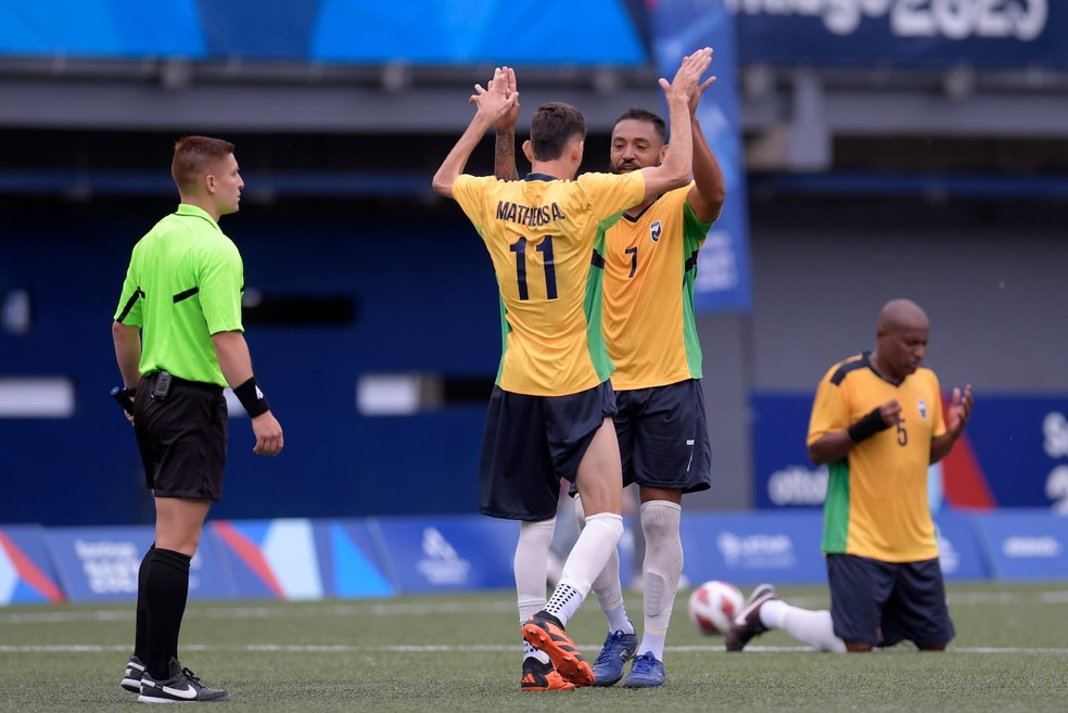 Com hat-trick de sul-mato-grossense, Brasil goleia o Canadá e defende  título do futebol de 7 no Parapan, ms