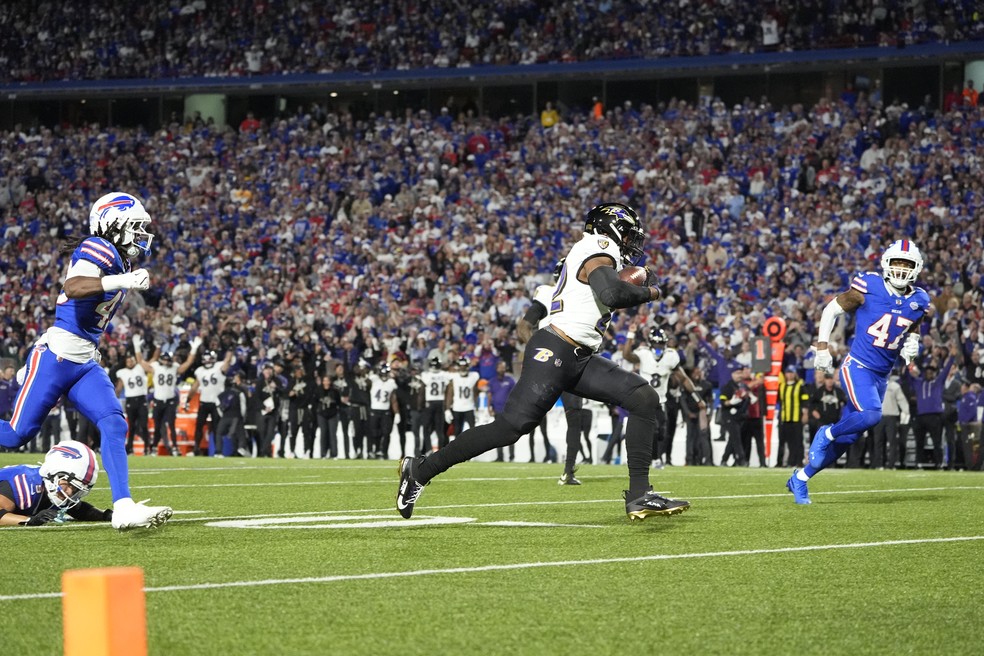 NFL: Bills reagem após desvantagem de 15 pontos e vencem Ravens