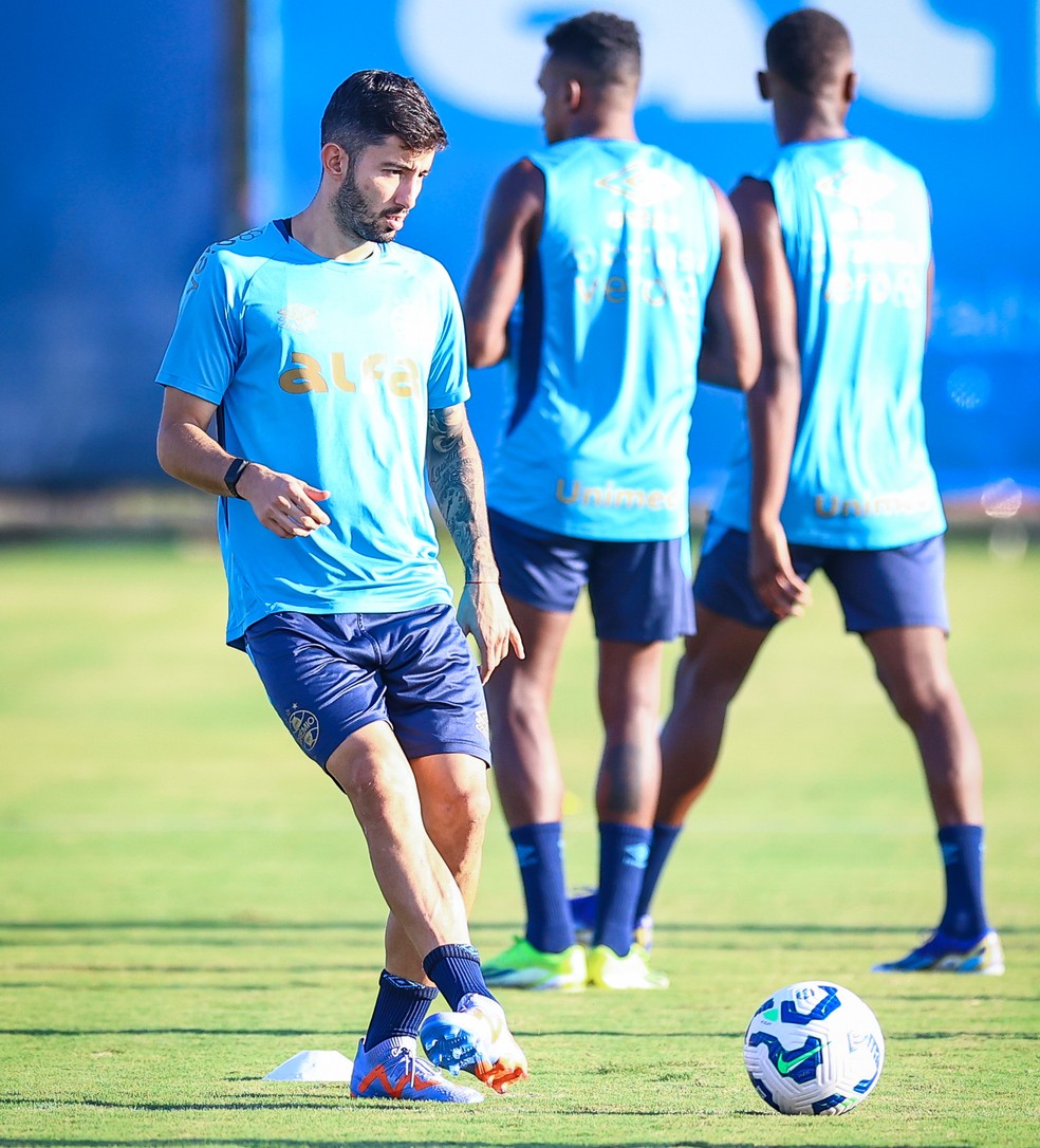 Villasanti em treino do Grêmio — Foto: Lucas Uebel/Grêmio