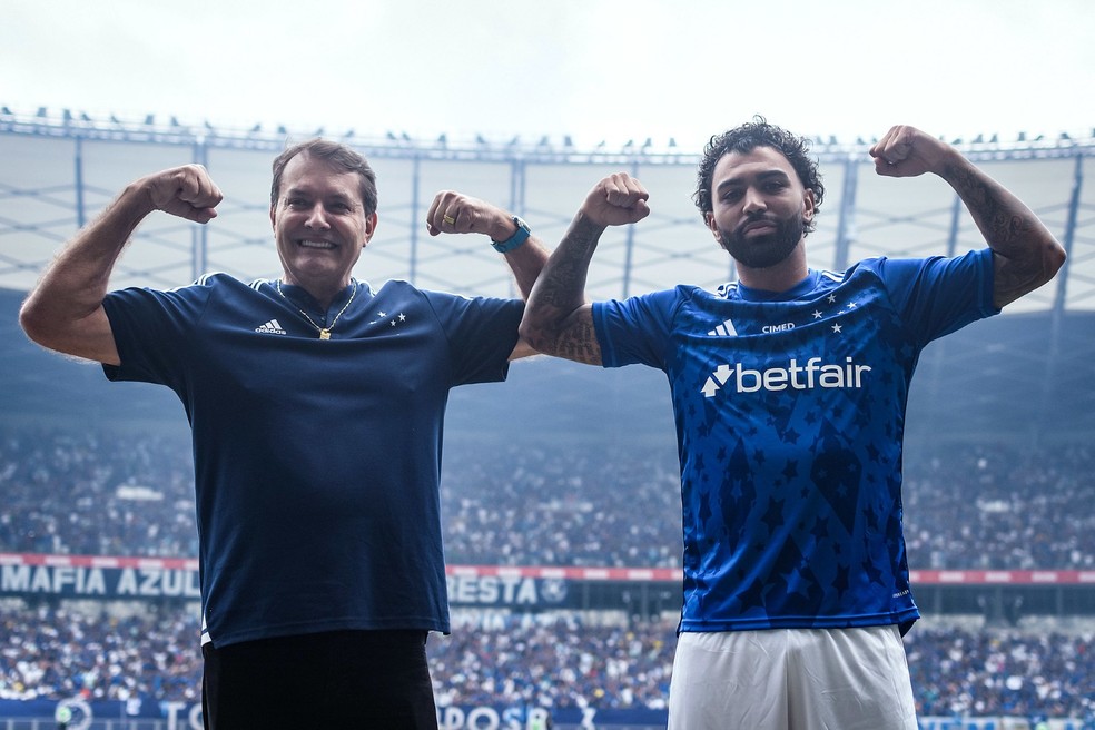 Pedro Lourenço e Gabigol no Cruzeiro — Foto: Gustavo Aleixo/ Cruzeiro