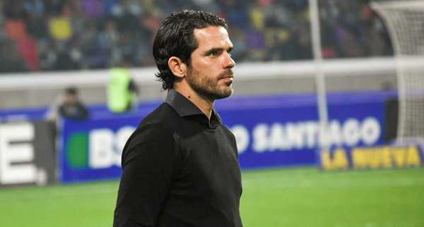 Cruzeiro: Fernando Gago viaja para assinar com o Chivas e é alvo descartado