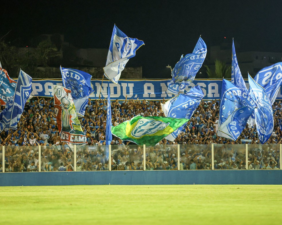 Torcida do Paysandu na Curuzu