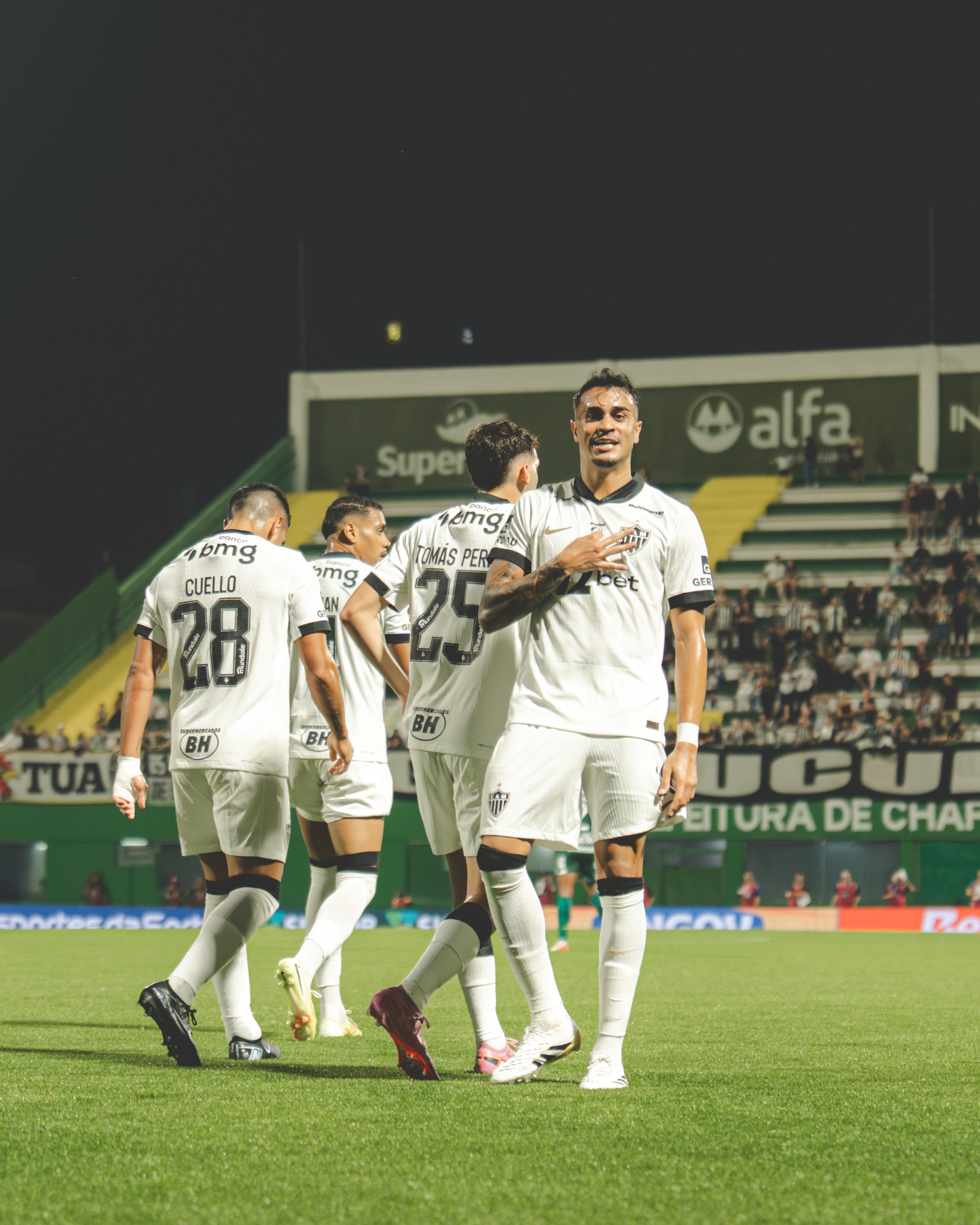 De Reinier a Bernard: goleada do Atlético-MG encerra vários jejuns | Ge