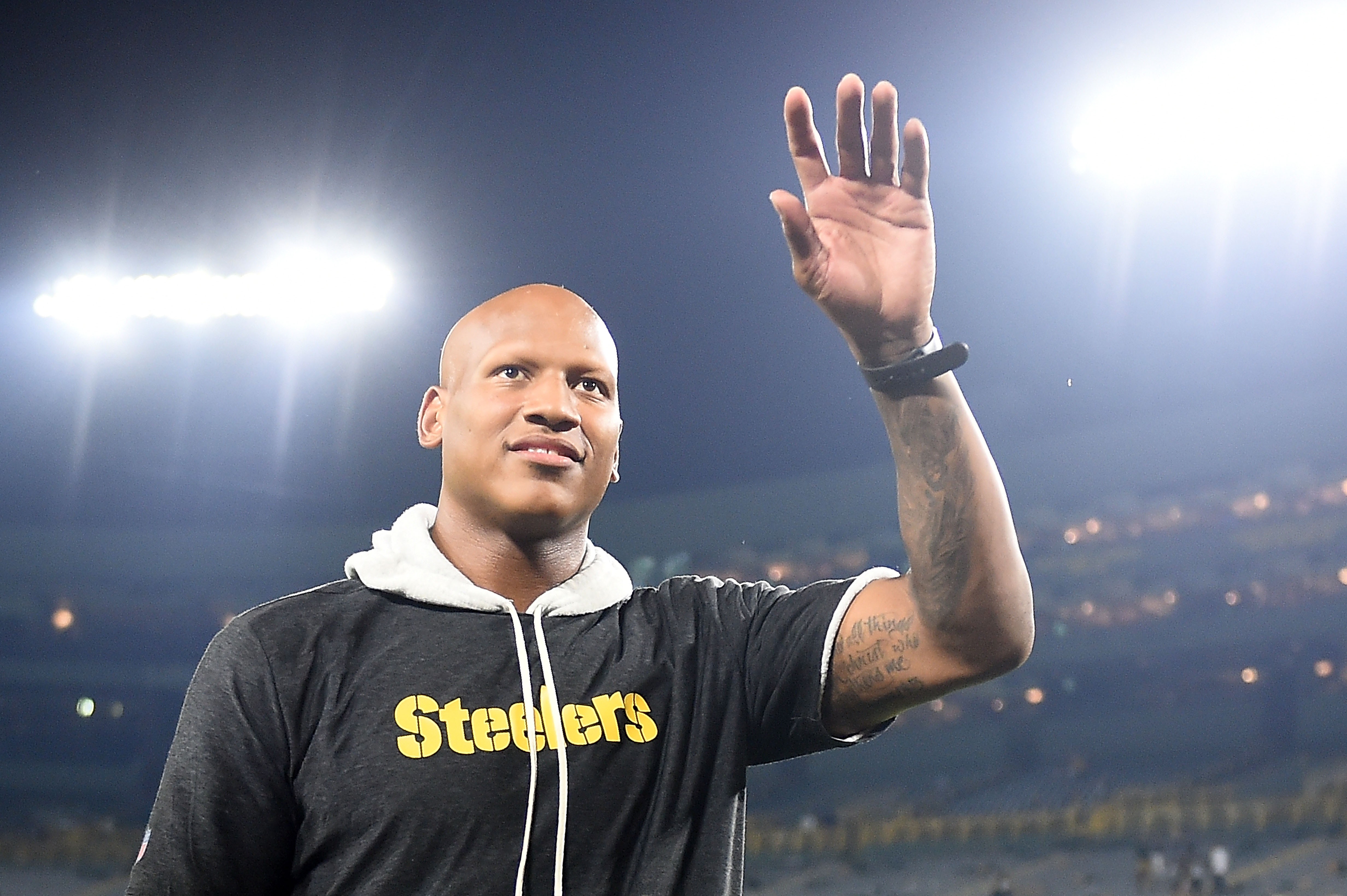 Ryan Shazier anuncia fim de sua carreira na NFL após quase 3 anos ...