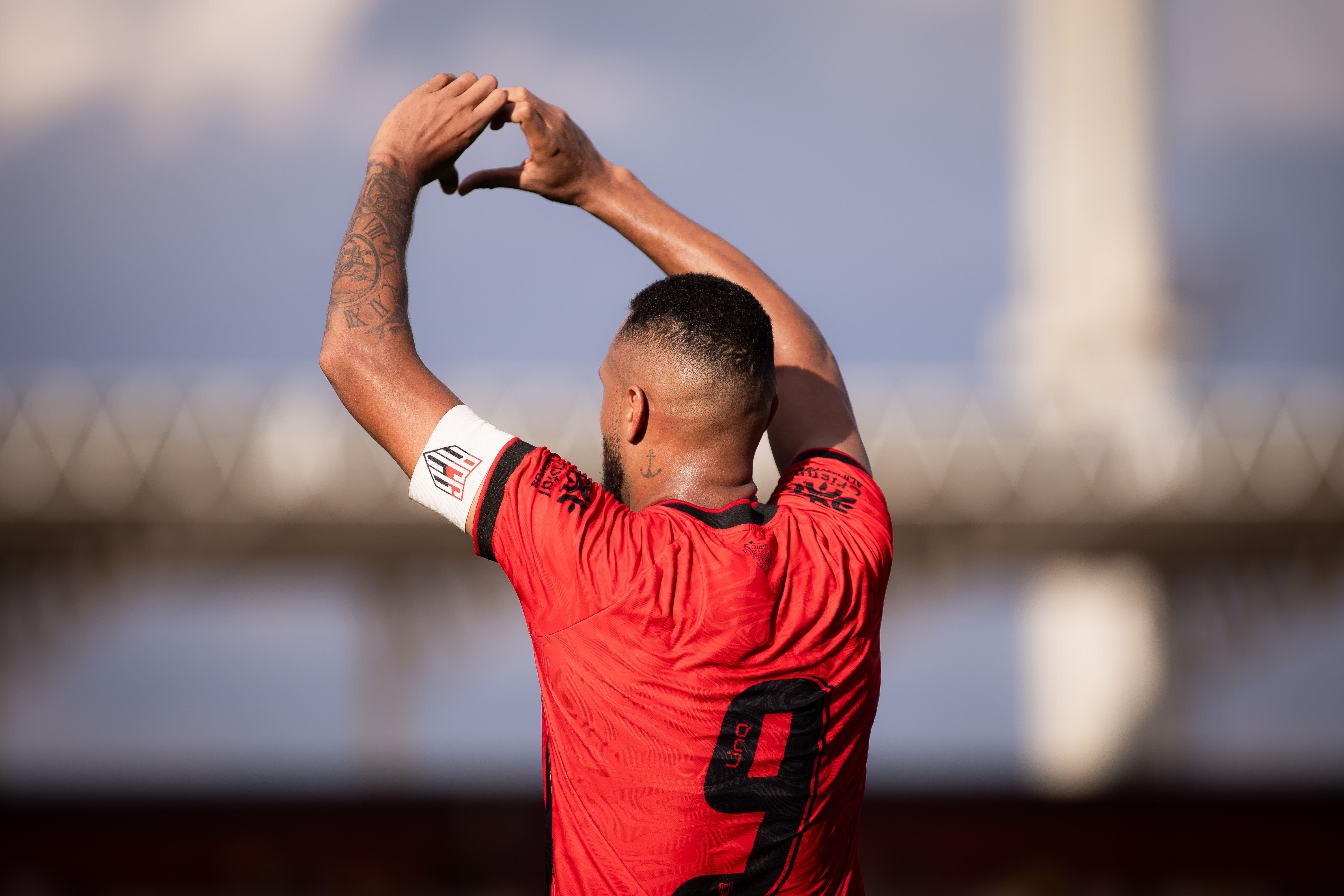 Atlético-GO termina rodada no G-6 pela primeira vez nesta Série B