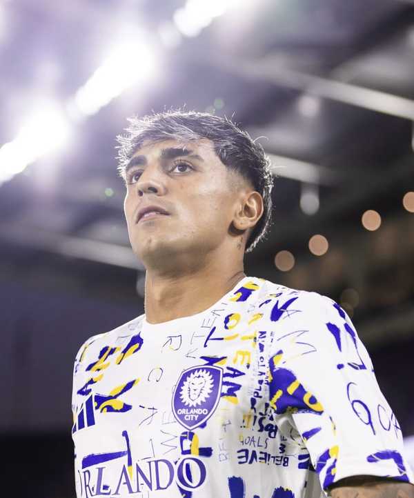 NADA DEFINIDO? Palmeiras encontra dificuldades em negócio por Facundo Torres, mas busca acerto