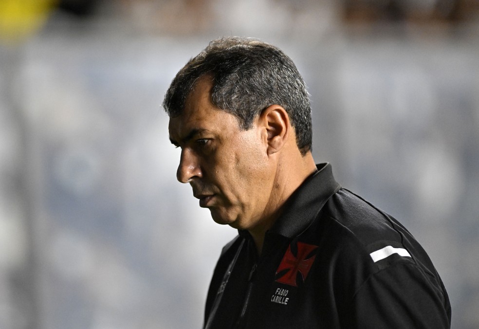 Fábio Carille no duelo contra o Lanús — Foto: André Durão