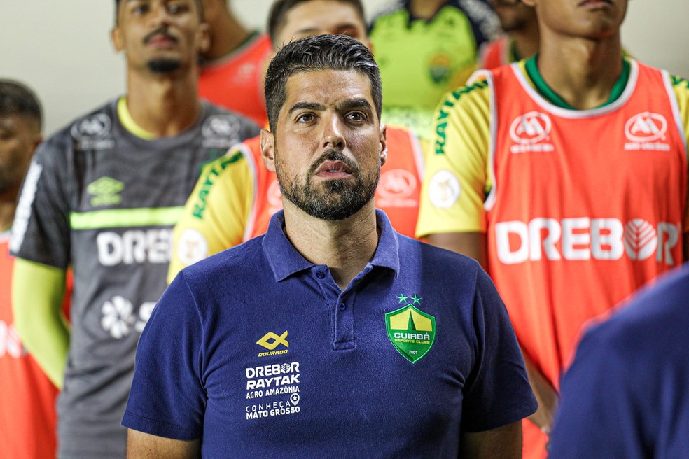 António Oliveira, Santos x Cuiabá — Foto: AssCom Dourado