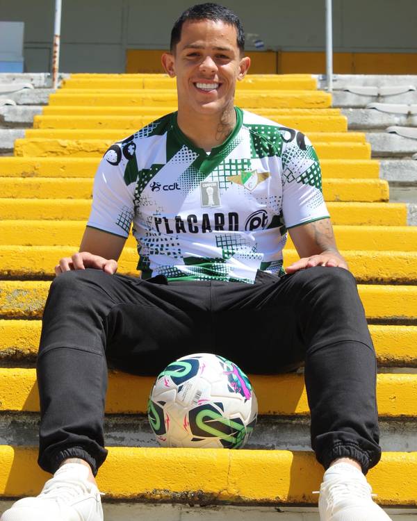 Ex-Cruzeiro, Wallisson é anunciado pelo Moreirense: Grande qualidade e potencial