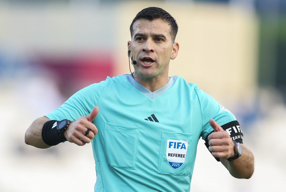 Derlis L�pez, �rbitro paraguaio � Foto: Noushad Thekkayil/NurPhoto via Getty Images