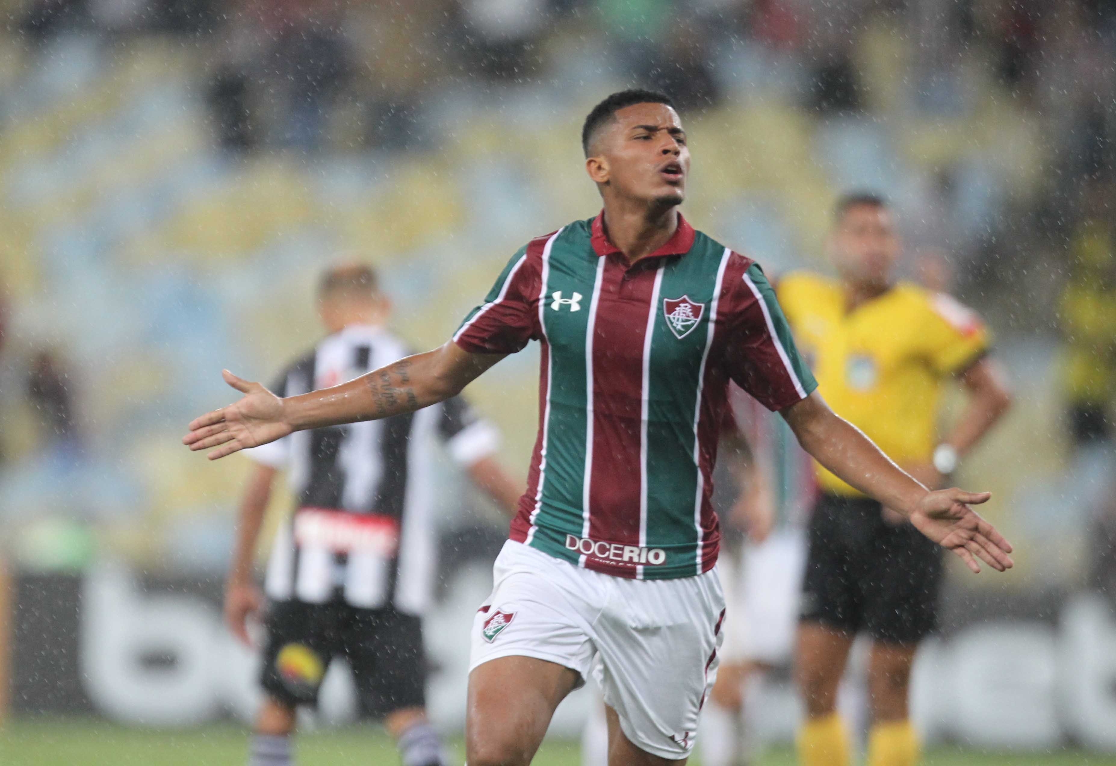 Olympique de Marselha e Lyon buscam informações sobre Marcos Paulo, do Fluminense