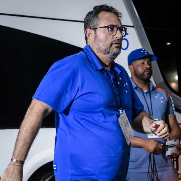 CeO do Cruzeiro Confia em Diniz, impõe multa a Rafa Silva e pede calma