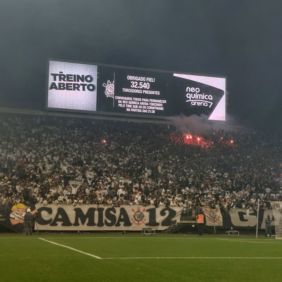 Treino aberto do Corinthians na Neo Química Arena — Foto: Divulgação