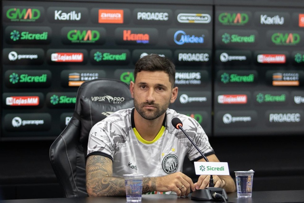 Boschilia, meia do Operário-PR — Foto: Júnior Lins / OFEC