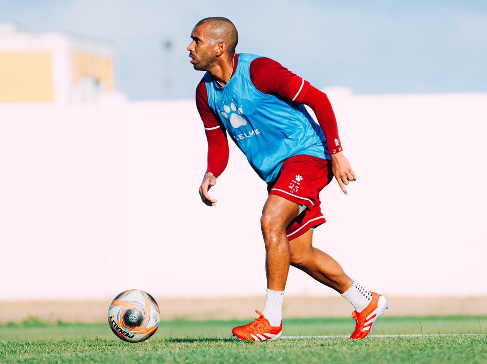 Judson retorna ao América-RN após 10 anos — Foto: Edmario Oliveira/América FC