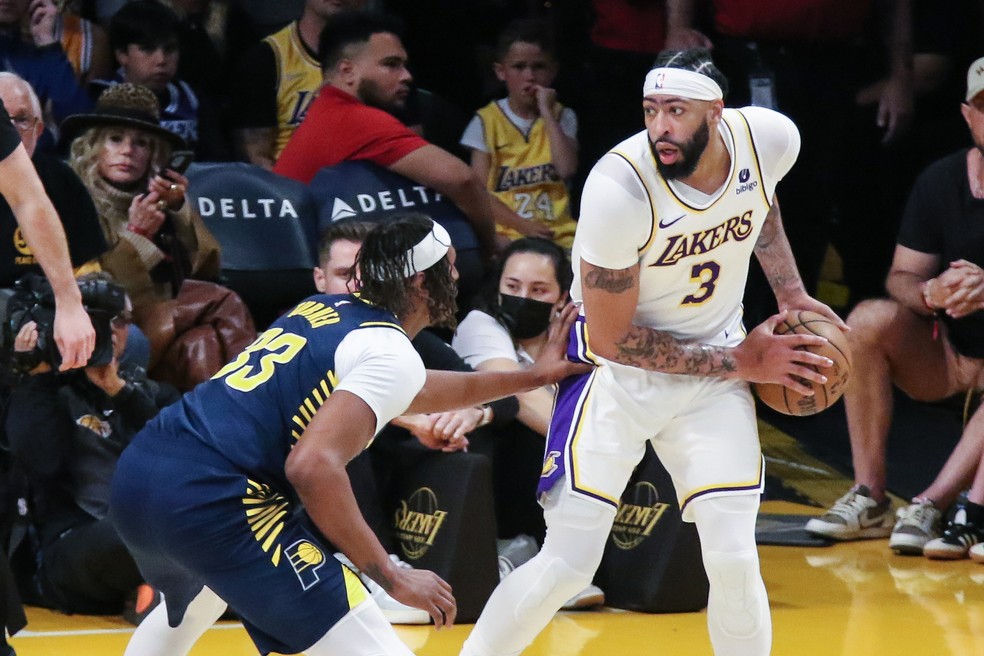 Davis lidera Lakers à maior pontuação em 37 anos — Foto: Jevone Moore/Icon Sportswire