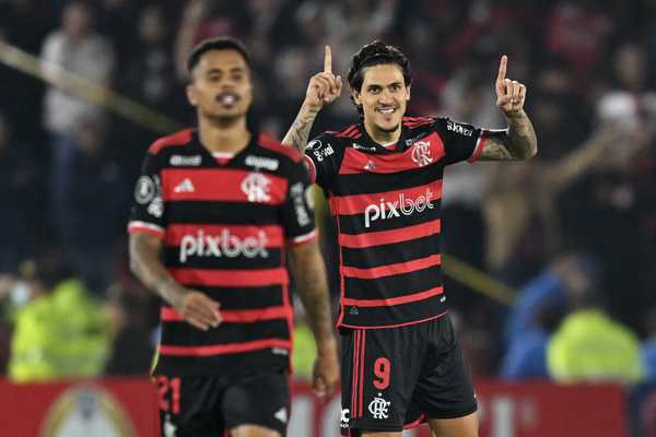 Flamengo mantém sequência de gols na Libertadores e liderança do grupo.
