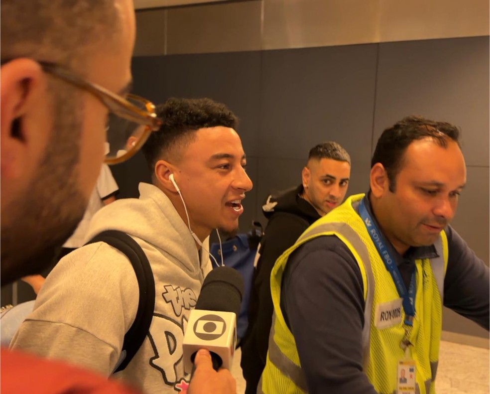 Jesse Lingard na chegada ao Brasil para jogar no Corinthians — Foto: Emilio Botta