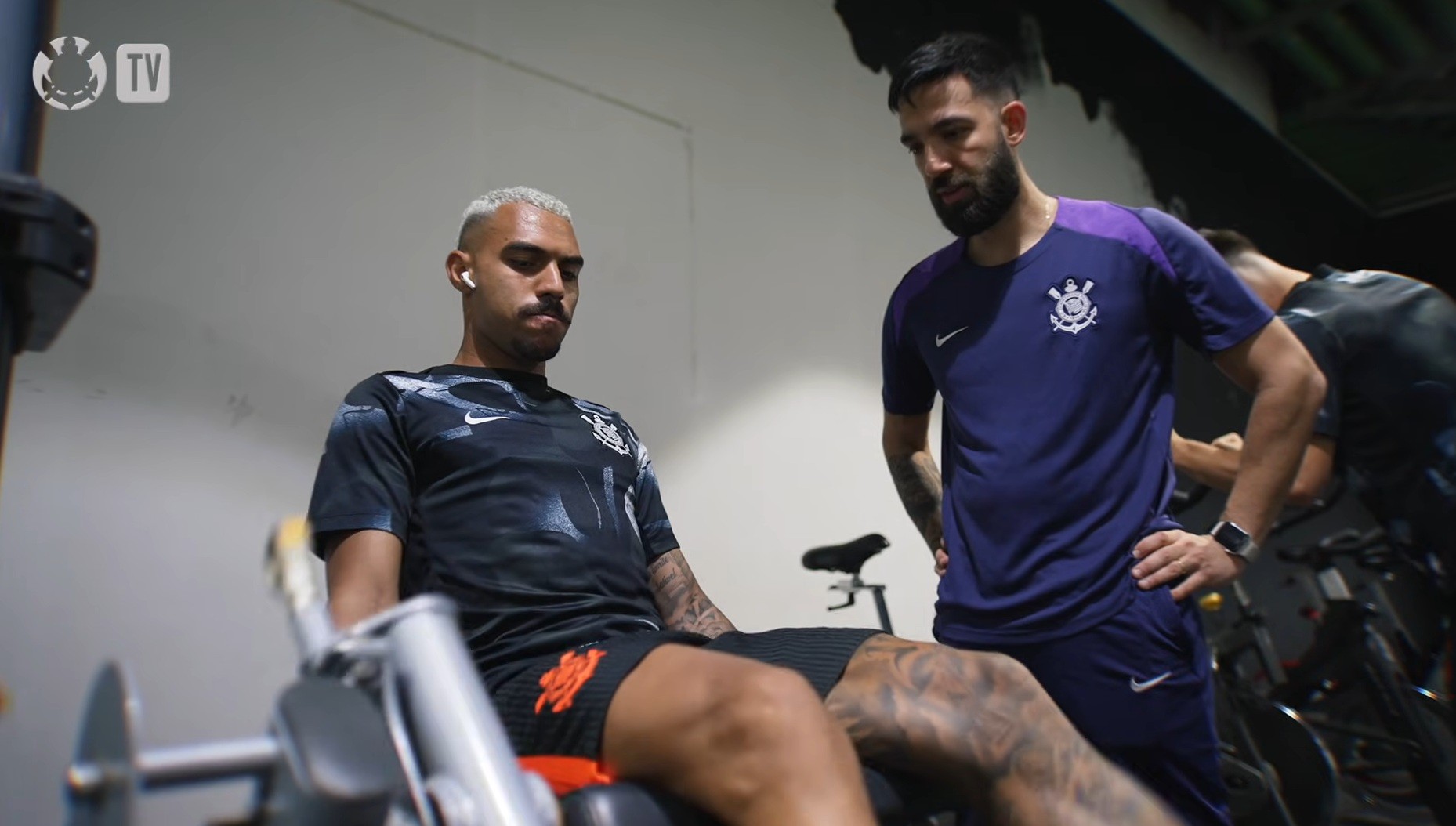 Matheuzinho: investimento fora de campo e títulos no Corinthians | Ge