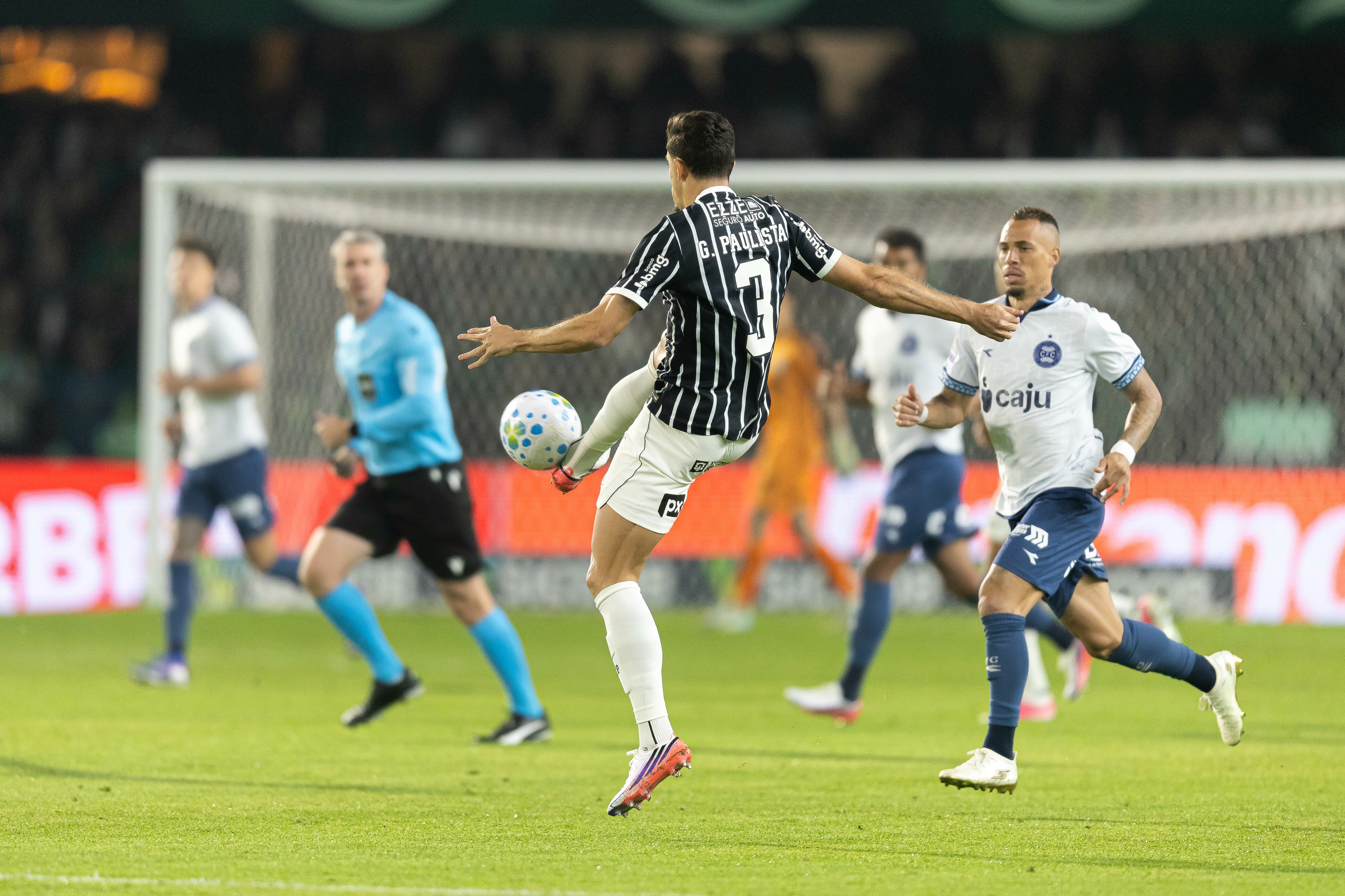 Análise: Pedro Raul e Allan têm desempenhos abaixo da crítica contra o Coritiba
