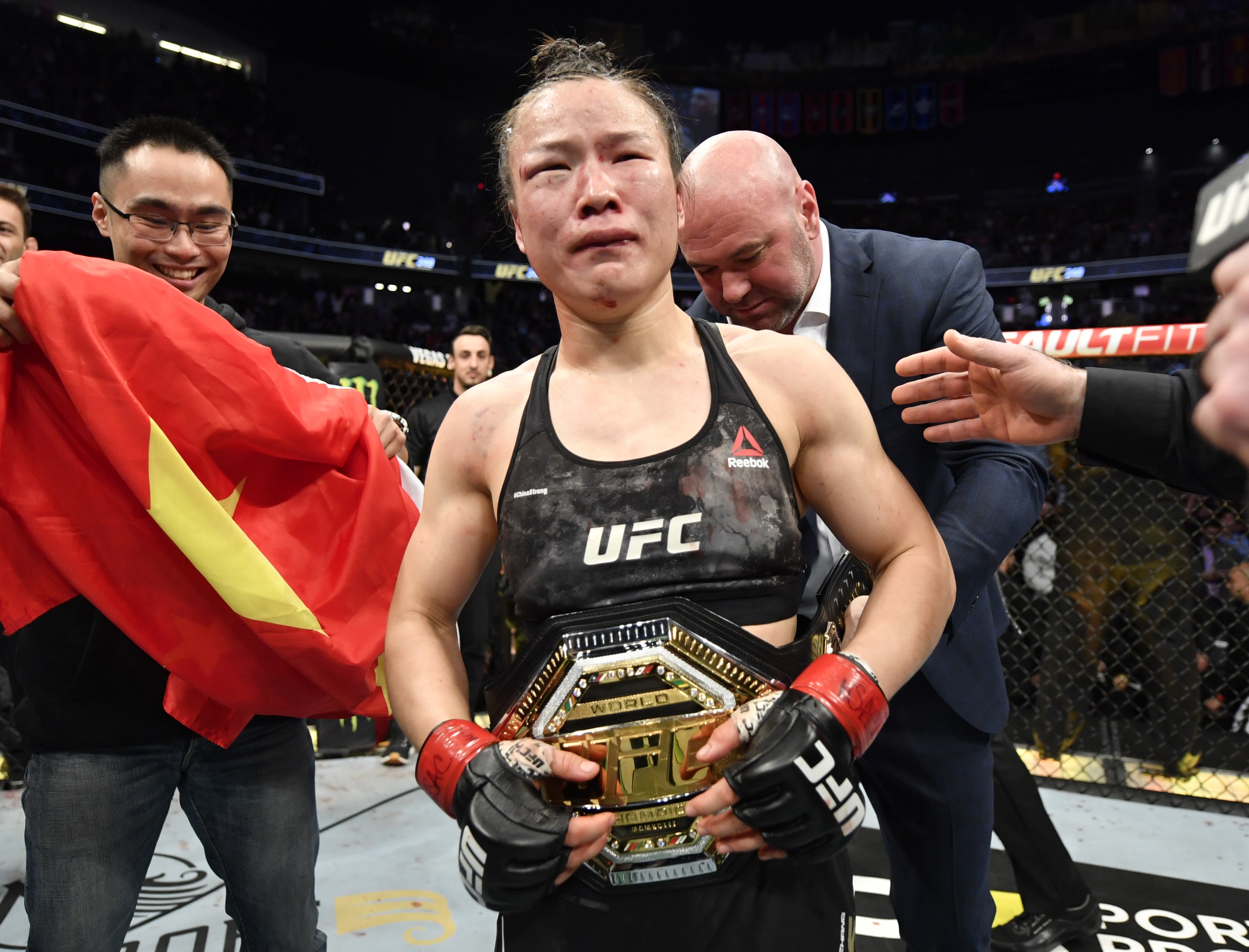 Em luta histórica, Weili Zhang vence Joanna Jedrzejczyk por pontos no ...