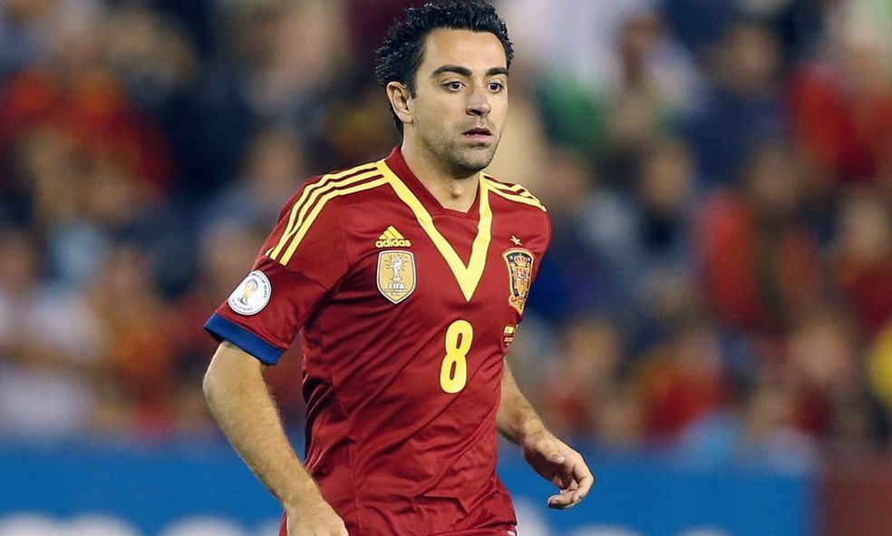 Xavi jogando pela Seleção da Espanha — craques que nunca marcaram na Copa