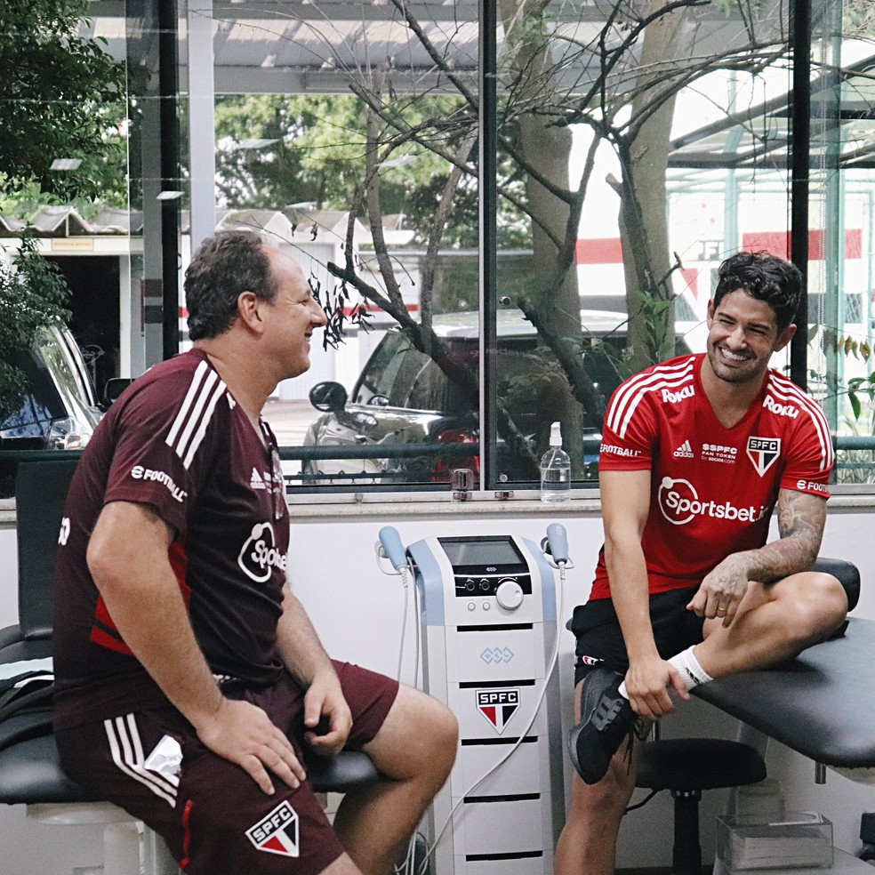 Alexandre Pato quer voltar a ser jogador do São Paulo e aguarda convite da  diretoria Tricolor