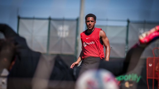 Com Vitor Roque na lista, seleção brasileira sub-20 é convocada para amistosos contra o México