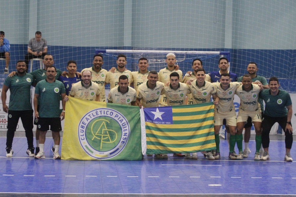 Elenco do Atlético-PI futsal — Foto: Divulgação/CBFS
