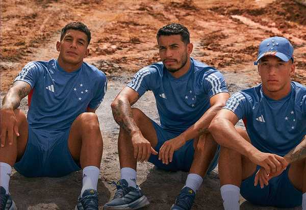 Novo uniforme de jogo do Cruzeiro será lançado em março.