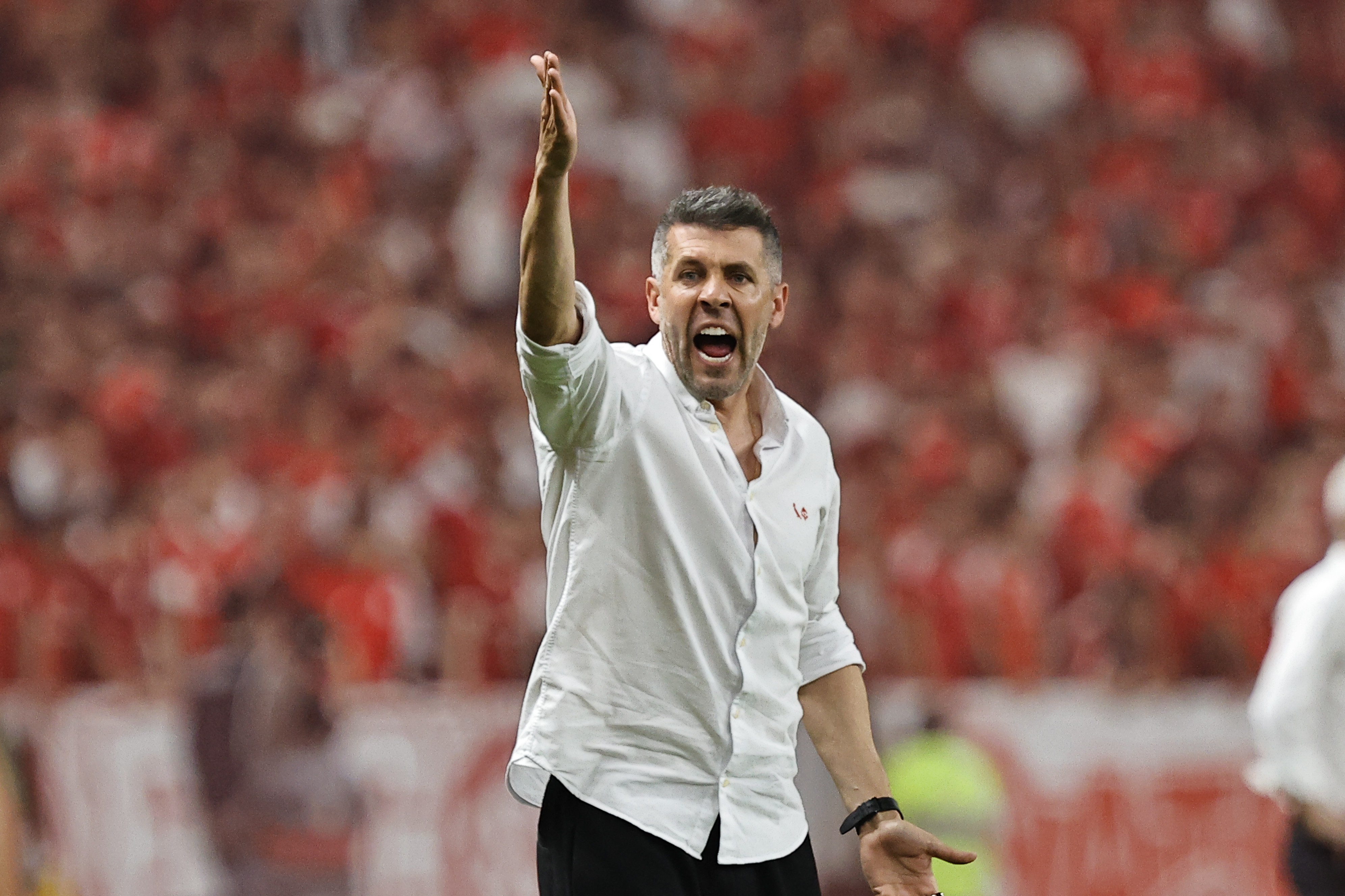 Jogadores do Internacional em treino no Beira-Rio
