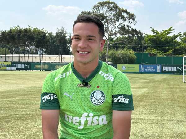 GANHA A VAGA? Fabinho impressiona Abel Ferreira e busca garantir titularidade absoluta no Palmeiras