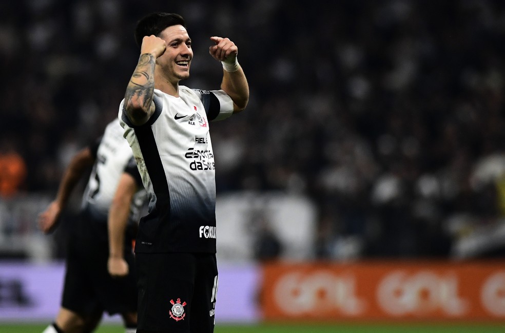 FIM DE JOGO! Com pênalti perdido, Corinthians tropeça e segue no Z-4