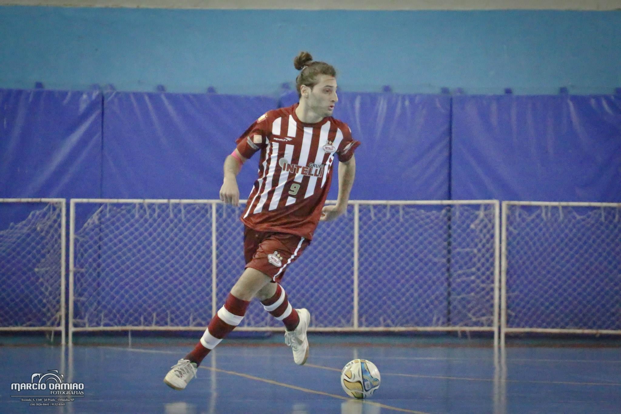 É campeã!! Engenharia vence por pênaltis no futsal e a torcida vai ao  delírio