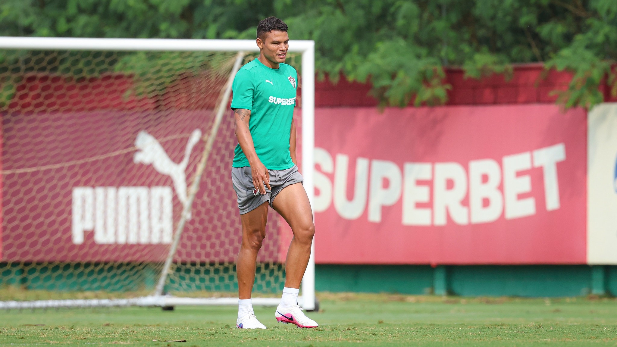 Thiago Silva reestreia pelo Fluminense contra o Grêmio em jogo decisivo do Brasileirão