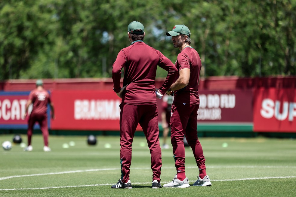 Zubeldía comanda treino do Fluminense nesta sexta-feira