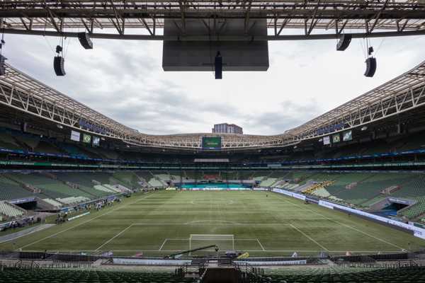 Palmeiras x Portuguesa: Transmissão, horário e escalações para o jogo crucial.