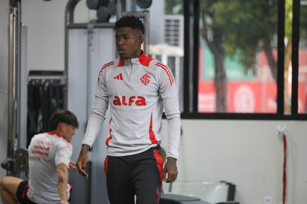 Vitão zagueiro Inter — Foto: Ricardo Duarte/Divulgação, Internacional