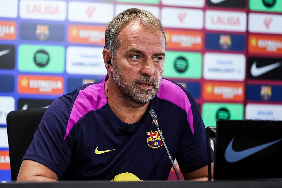 Yamal desfalca o Barcelona e técnico reclama: "Ele jogou pela seleção com dores"